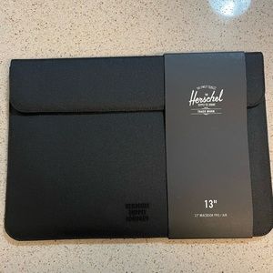 Herschel supply - 13” Spokane MacBook Air sleeve